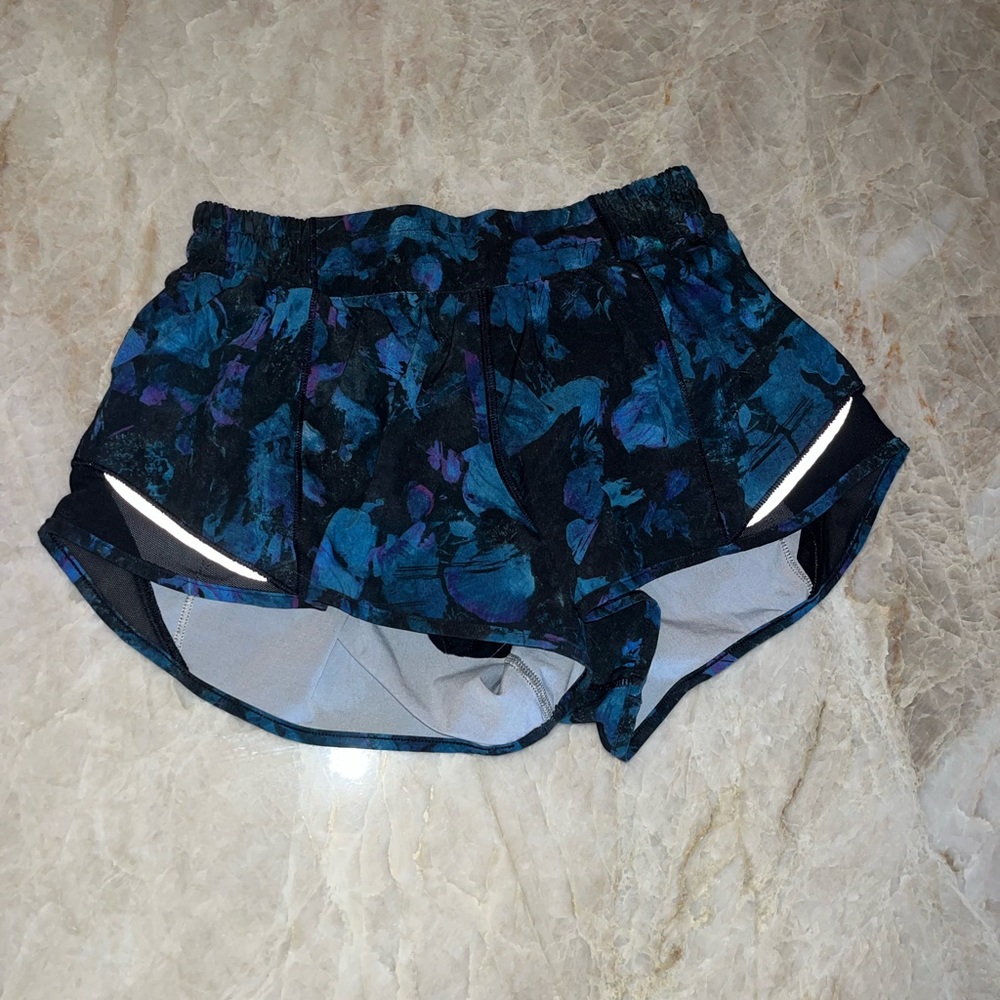 Lululemon Hotty Hot Shorts